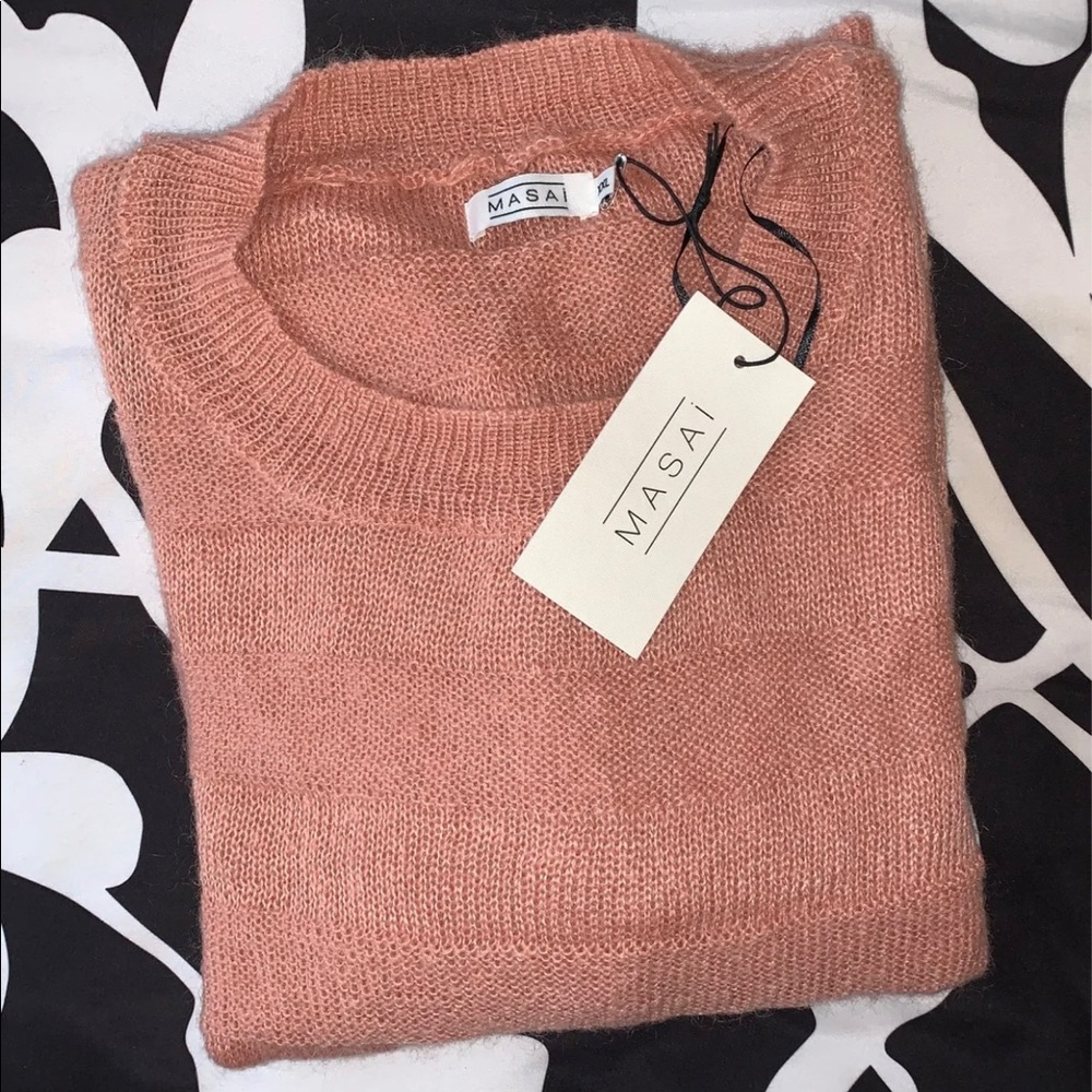 Masai brand XXL Fiola top. Oversized macaroon colored.